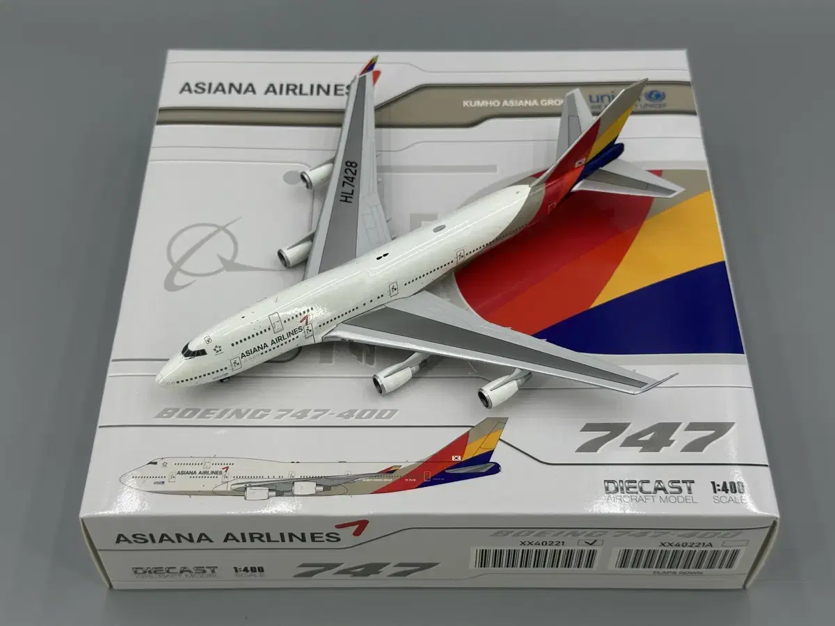 1/400 JC Wings 아시아나항공 B747-400 HL7428